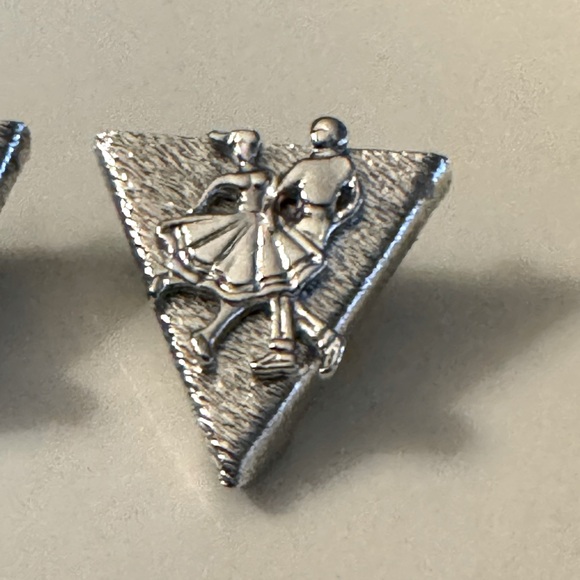 Metal Collar Tips - Vintage Square Dance Design - Picture 2 of 4